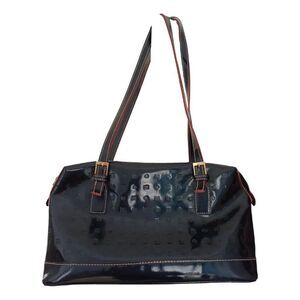 ✨Arcadia Patent Shoulder Bag✨